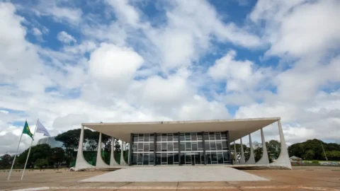 Decisão que pode ampliar alcance do foro privilegiado é adiada 5 Decisão que pode ampliar alcance do foro privilegiado é adiada