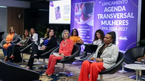 Plano prevê reduzir em 10% diferença salarial entre homens e mulheres 4 Plano prevê reduzir em 10% diferença salarial entre homens e mulheres