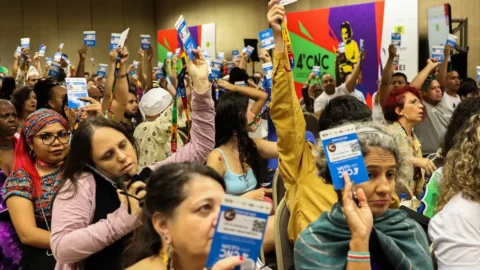 Delegados da CNC votam propostas para o Plano Nacional de Cultura 2 Delegados da CNC votam propostas para o Plano Nacional de Cultura