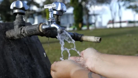 Falta de acesso à água potável atinge 33 milhões de pessoas no Brasil 3 Falta de acesso à água potável atinge 33 milhões de pessoas no Brasil