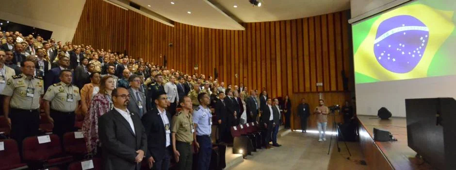 Gabinete Militar do Governador promove seminário nacional voltado para segurança de autoridades 1 A ação tem como objetivo discutir estratégias, desafios e soluções inovadoras para o fortalecimento da segurança de autoridades em uma era