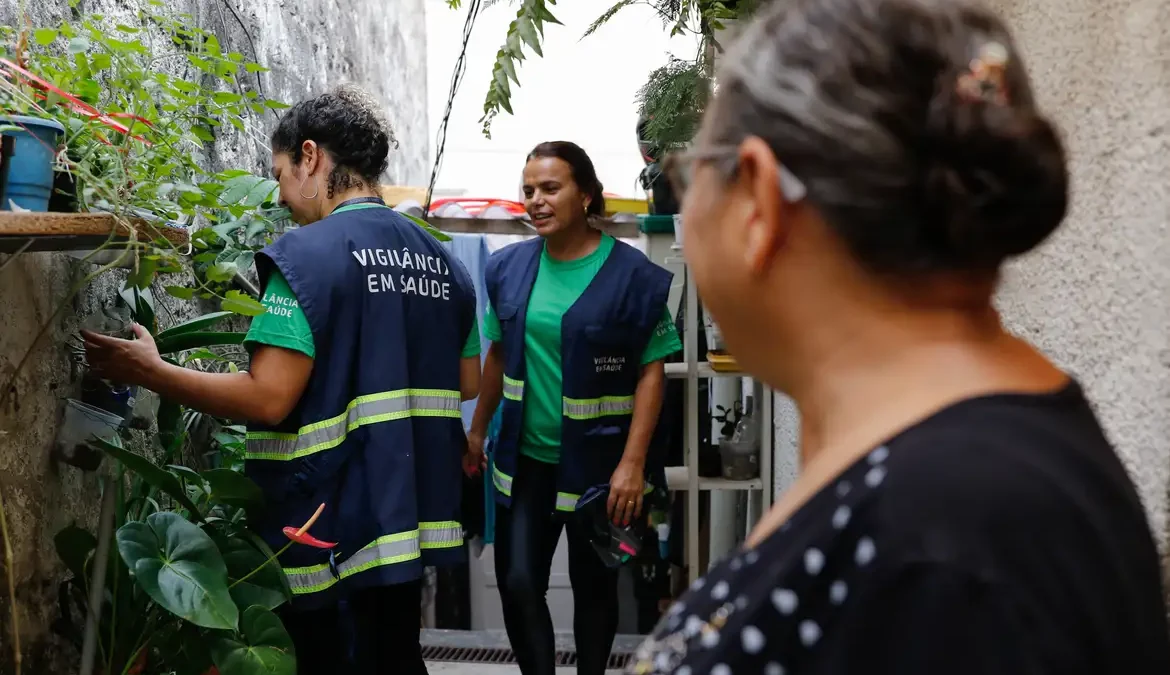 Em um mês, casos de dengue dobram em São Paulo 1 A quantidade é 2,1 vezes a registrada em 10 de fevereiro