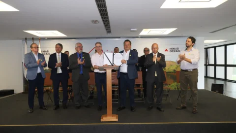Governo de Minas firma acordo para regularização de propriedades rurais em 56 novas cidades 7 Governo de Minas firma acordo para regularização de propriedades rurais em 56 novas cidades