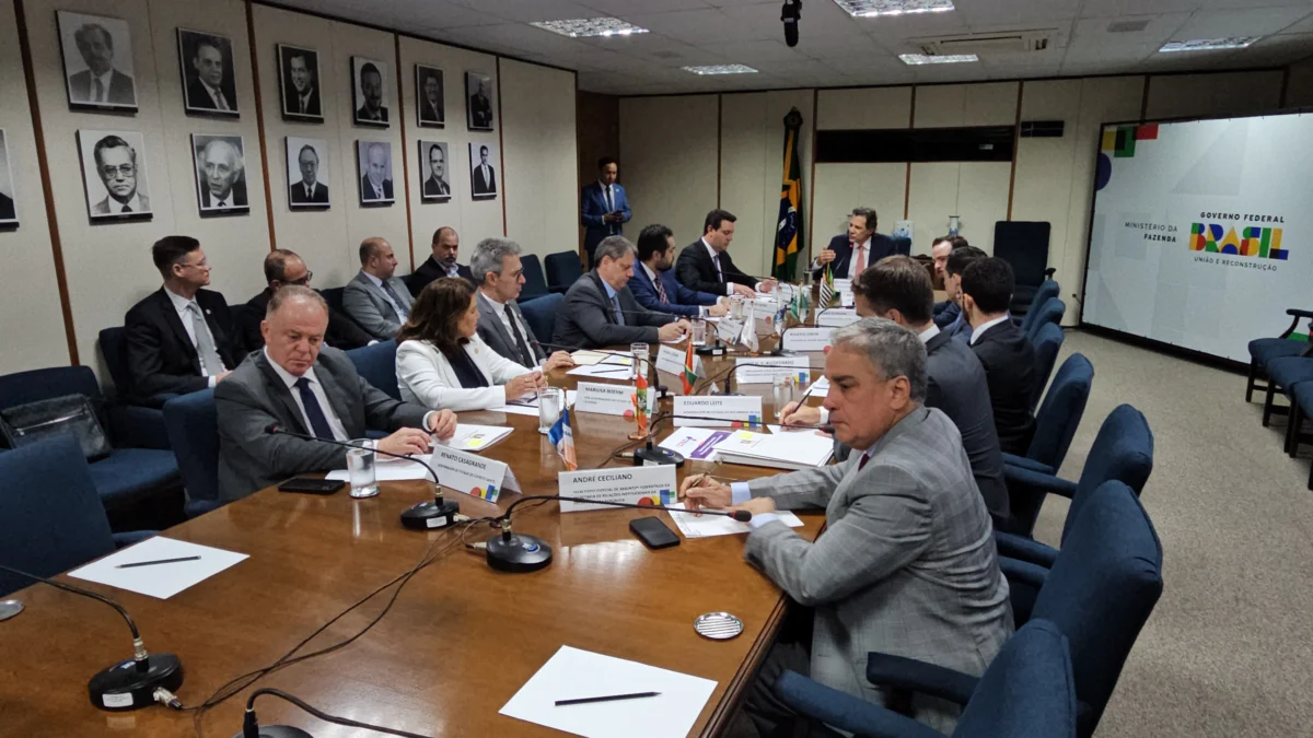 Os principais temas discutidos foram a renegociação das dívidas dos estados e propostas para melhorar a efetividade das ações de segurança