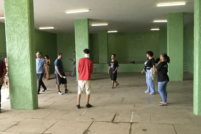Fim da oferta de ensino médio regular na Escola Tito Fulgêncio motiva visita 1 Comissão tem visitado escolas da Capital e RMBH para traçar um diagnóstico do setor - Arquivo ALMG