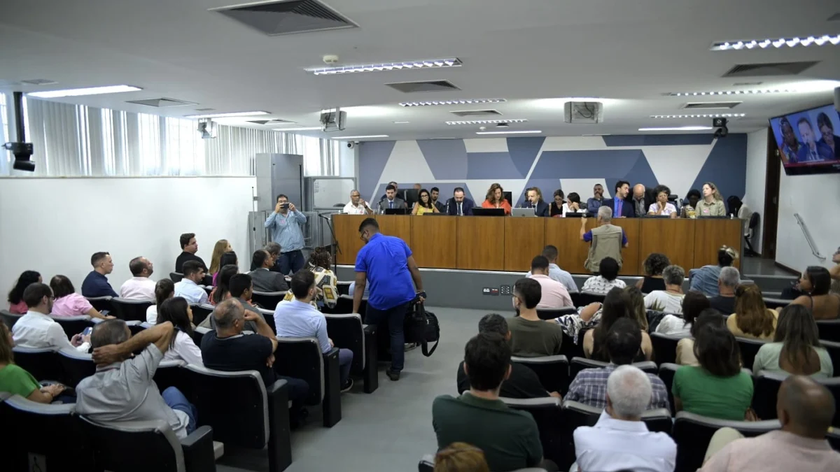 Primeiro debate sobre o tema contou com a presença de prefeitos e de outros representantes de municípios