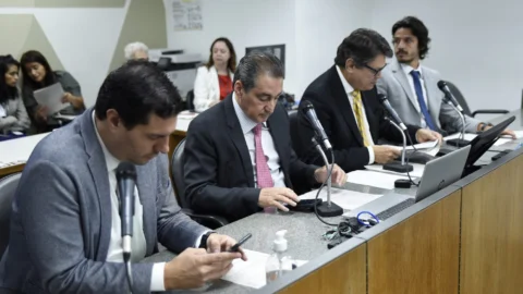 PL sobre atendimento a pessoas com depressão recebe sinal verde da FFO