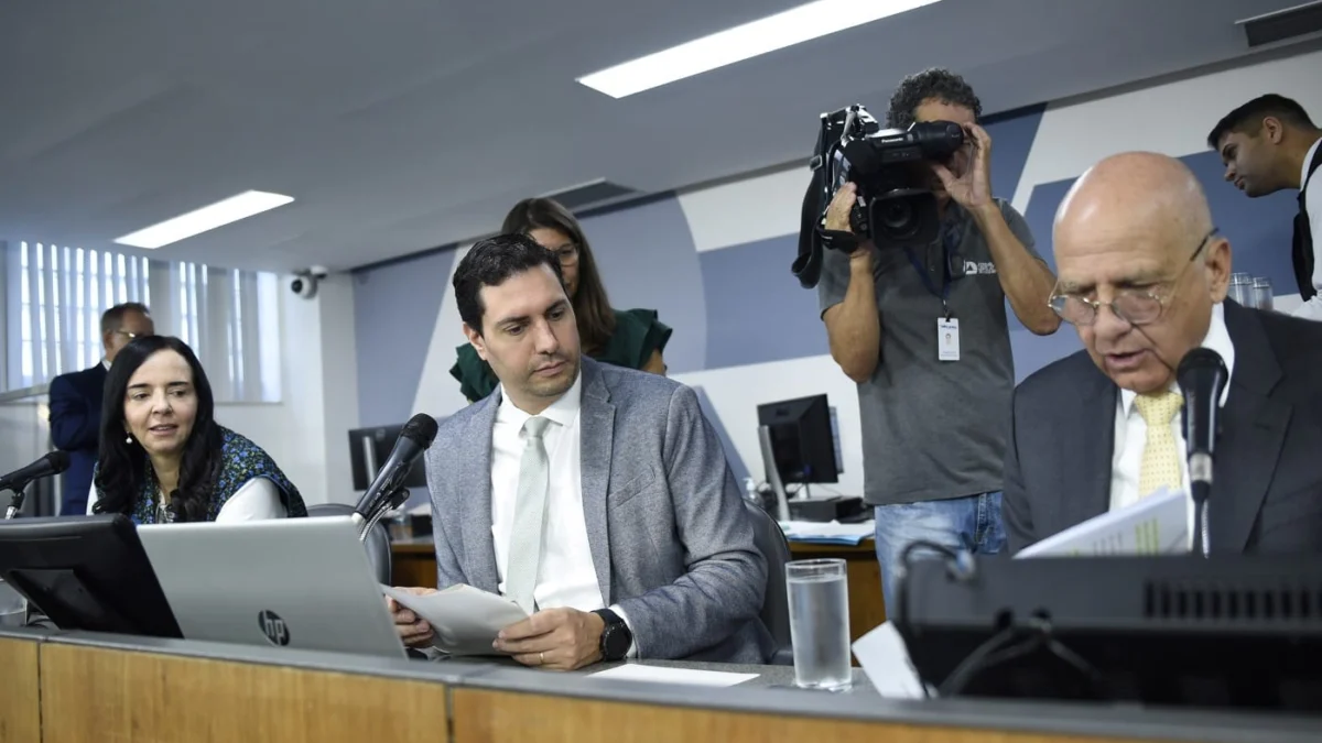 Política do Hidrogênio Verde passa por mais uma comissão 1 Substitutivo apresentado na comissão ampliou objeto da futura política