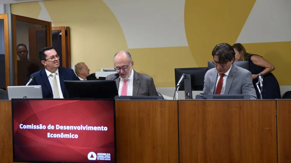 Comissão de Desenvolvimento Econômico analisou projetos na manhã desta terça (19)