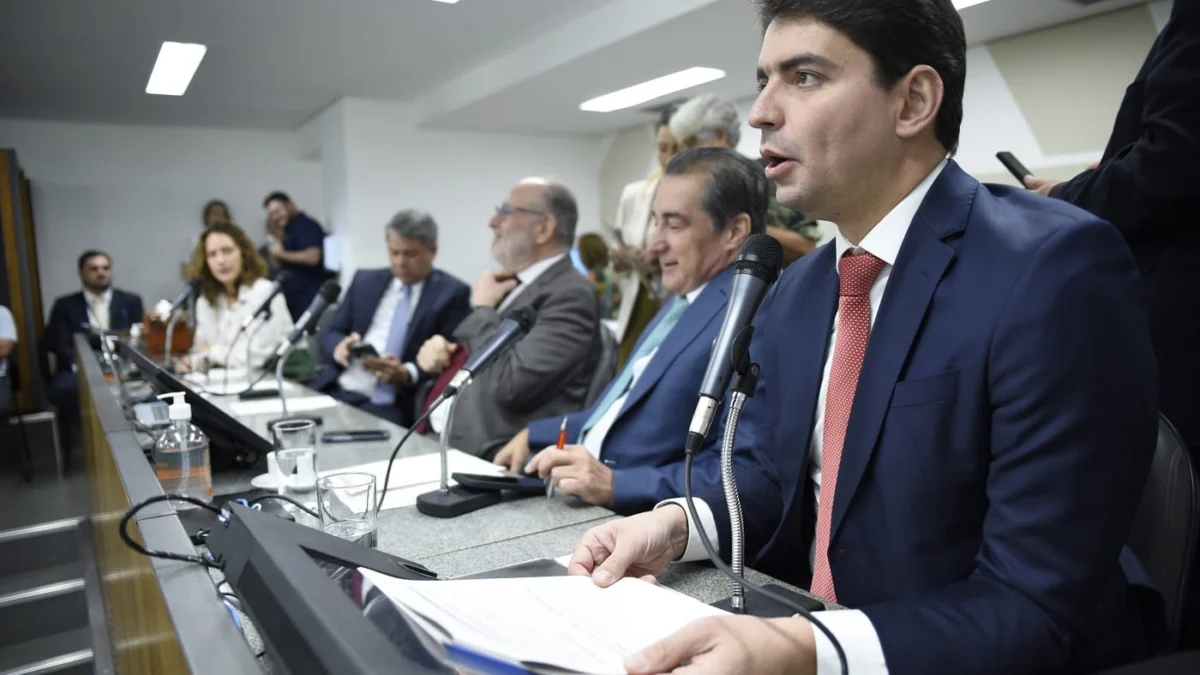 O deputado Cássio Soares (D) foi eleito presidente das comissões especias dos vetos 10/23 e 11/23