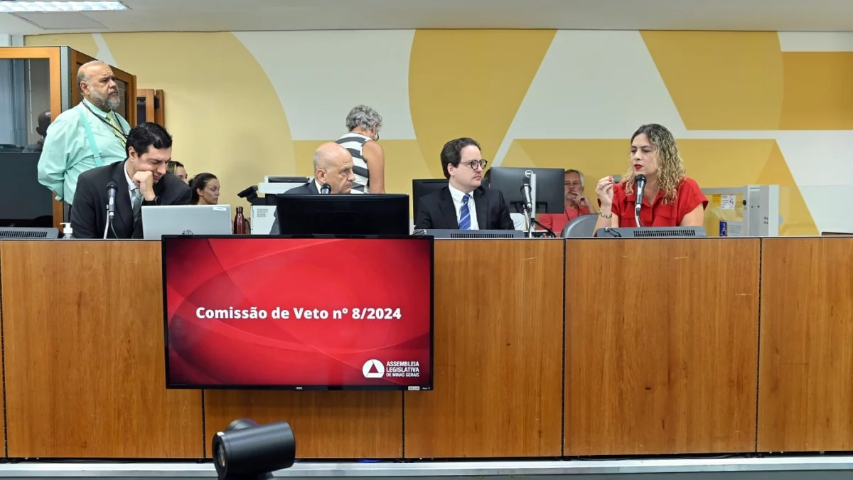 Eleitos presidente e vice de comissão que analisa veto a benefícios previdenciários 1 Comissão Especial do Veto 8/24 se reuniu na manhã desta quinta (21) para eleger presidente e vice e designar relator