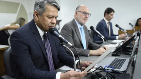 Veto a isenção de taxas de cartórios já pode seguir para o Plenário