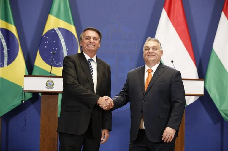 Bolsonaro se hospedou na Embaixada da Hungria após perder passaporte 1 A defesa do ex-presidente da República confirmou que ele passou dois dias hospedado na embaixada da Hungria