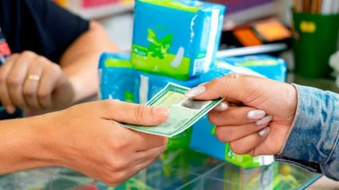 Saiba o passo a passo para ter acesso a absorventes