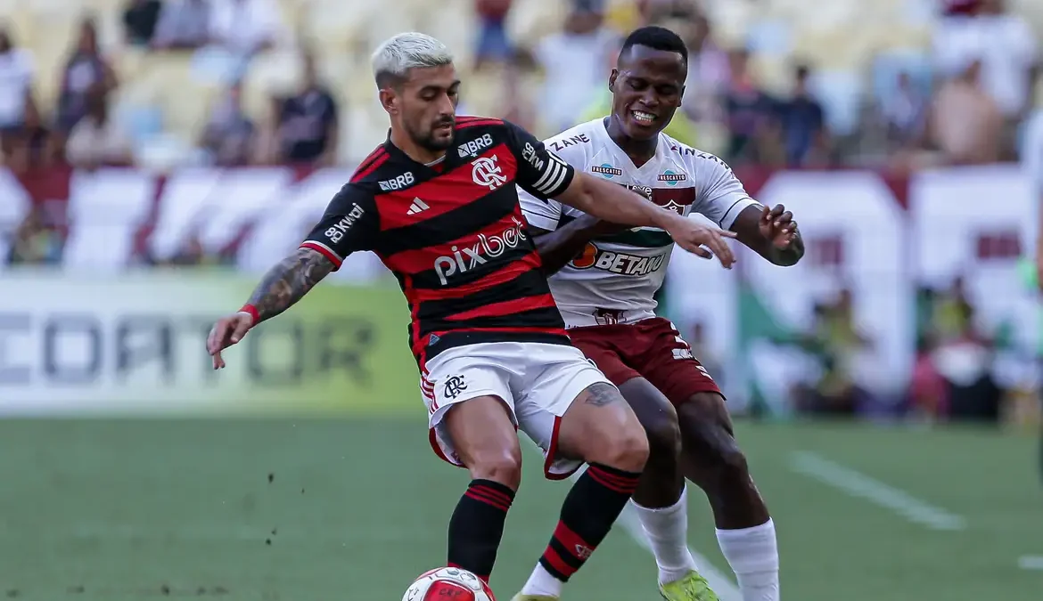 Fluminense e Flamengo abrem semifinais do Campeonato Carioca 1 O Fluminense recebe o Flamengo no estádio do Maracanã, a partir das 21h