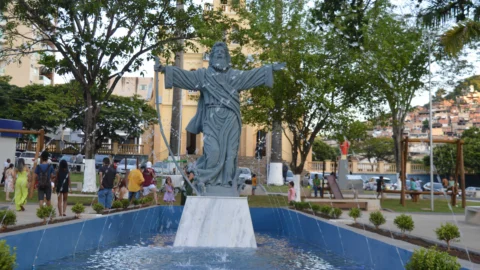 Praça da Matriz é reinaugurada