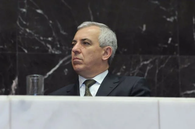 Presidente do TRE-MG recebe homenagem na ALMG 1 Desembargador Octavio Boccalini já atuou em diversas regiões do Estado e preside o Tribunal Regional Eleitoral desde junho de 2023