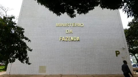 Tesouro Nacional paga aos estados R$ 1,22 bilhão em dívidas garantidas pela União