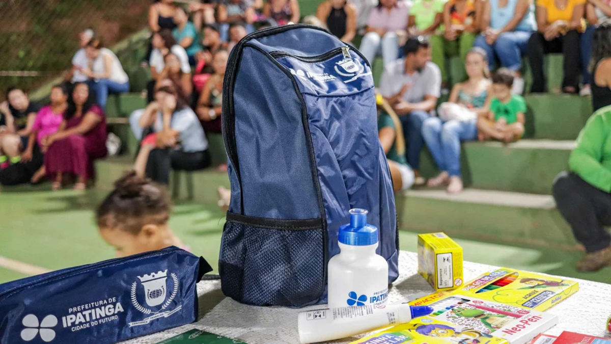 Neste ano, os kits escolares possuem três modelos diferentes