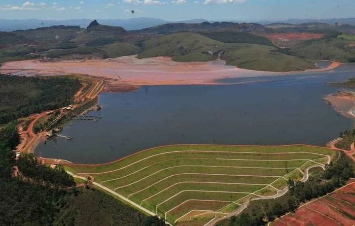 AMIG divulga manifesto em apoio ao Dia Internacional de Luta Contra as Barragens 1 As barragens são o alvo no Dia Internacional de Luta Contra as Barragens, em Defesa dos Rios e da Vida