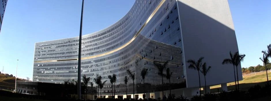 Governo de Minas paga mais uma remessa do passivo de férias-prêmio 1 O Governo de Minas, por meio da Secretaria de Estado de Planejamento e Gestão (Seplag-MG), paga, nesta quarta-feira (27/3), mais