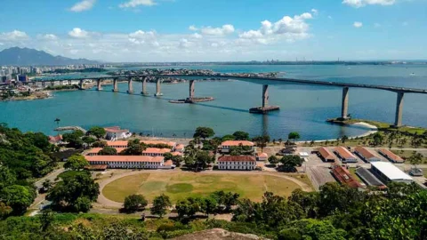 União assina acordo para pagar R$ 1 bi em royalties ao Espírito Santo 1 União assina acordo para pagar R$ 1 bi em royalties ao Espírito Santo