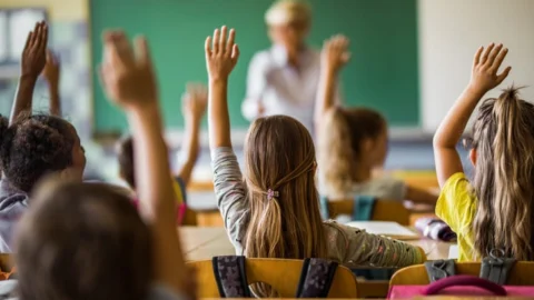 Ensino do sexto ao nono ano exige mais atenção para evitar repetência 1 Ensino do sexto ao nono ano exige mais atenção para evitar repetência