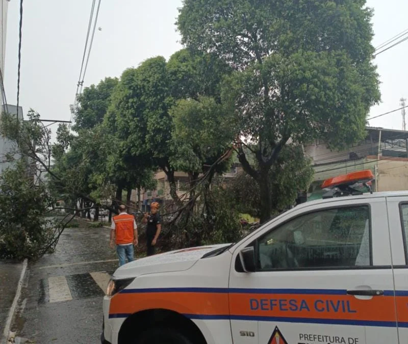 Timóteo registra chuva de 40 mm na terça-feira 1 Choveu 40 mm em pouco mais de 30 minutos em Timóteo