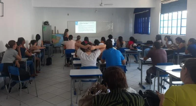 Capacitação de servidores para atuar a vacinação