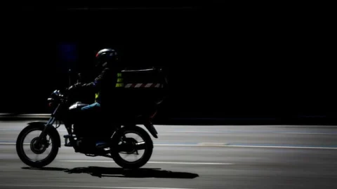 Motoboy é assaltado no Bairro Jardim do Trevo 3 Motoboy é assaltado no Bairro Jardim do Trevo
