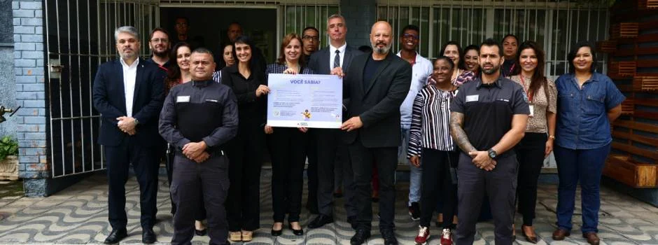 A ação simbólica de mobilização ocorreu no Complexo Penitenciário Nelson Hungria, no município de Contagem, na Região Metropolitana de Belo