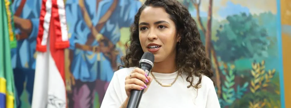 Laboratório de Inovação apresenta metodologia de Linguagem Simples do Governo de Minas no TCE-MG 1 A apresentação teve como público-alvo servidores do TCE-MG, além de servidores e gestores públicos estaduais e municipais