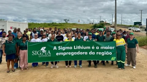 Manifestações de apoio ao desenvolvimento do Vale do Jequitinhonha recebem a comitiva do Governo Federal
