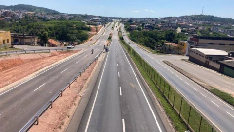 Governo do Estado inaugura Contorno de Itaú de Minas e anuncia novos investimentos em rodovias da região