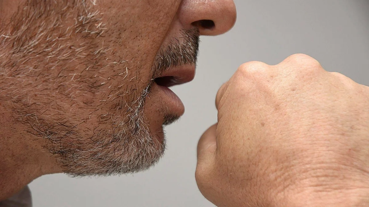 CREDEN-Pes e parceiros promovem roda de conversa sobre Tuberculose 1 A tuberculose é uma doença infectocontagiosa causada por uma bactéria que afeta principalmente os pulmões