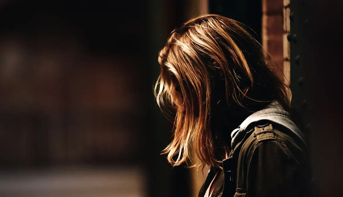 Entre 2018 e 2022, todos os tipos não letais de violência contra mulheres cresceram 19% no Brasil