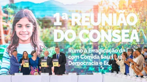 Lula regulamenta Cozinhas Solidárias e composição da nova cesta básica 1 Lula regulamenta Cozinhas Solidárias e composição da nova cesta básica
