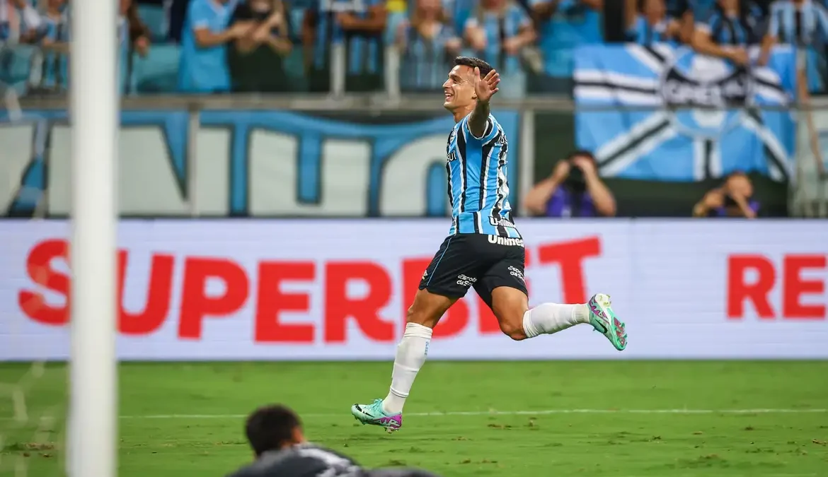 O Grêmio está classificado à semifinal do Campeonato Gaúcho
