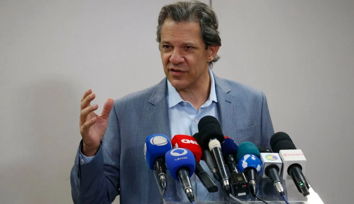 Déficit zero depende do crescimento econômico, diz Haddad 1 Apesar disso, Haddad afirmou que o governo está otimista com o crescimento do Produto Interno Bruto (PIB) para este ano
