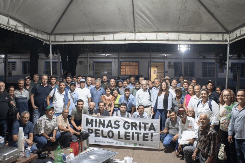 Cooperativa participa de manifesto “Minas Grita Pelo Leite” em favor dos produtores leiteiros 3 image 184