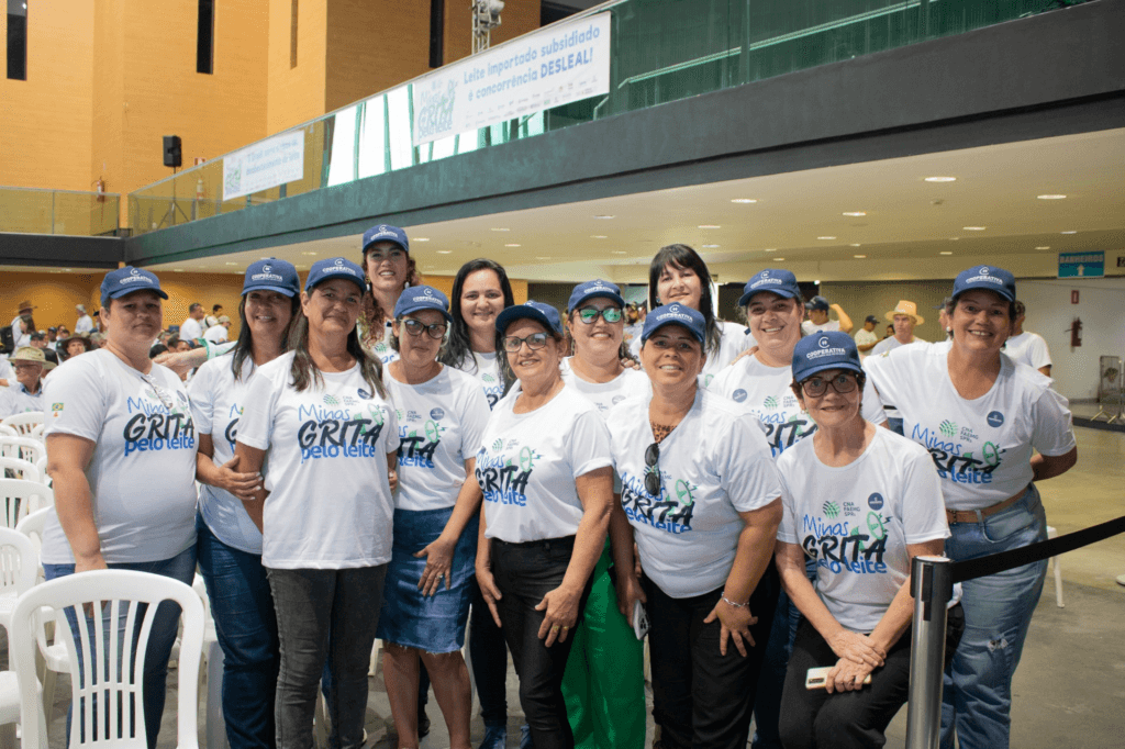 Cooperativa participa de manifesto “Minas Grita Pelo Leite” em favor dos produtores leiteiros 6 image 187