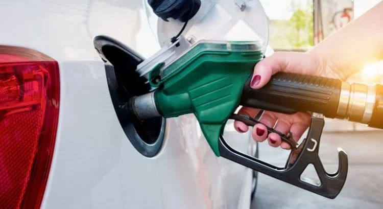 Produto corresponde a 64% do valor médio da gasolina, permanecendo abaixo do limite máximo de 70% (Reprodução)
