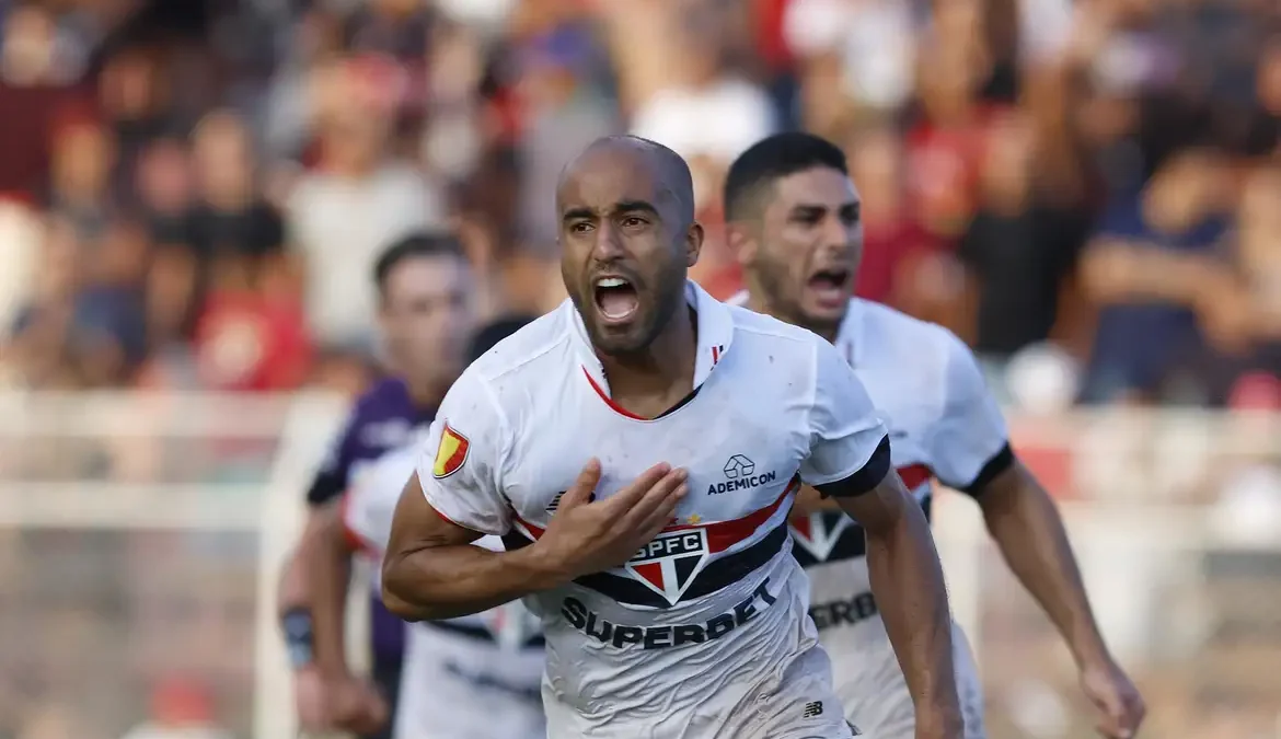 O São Paulo venceu o Ituano por 3 a 2, na tarde deste domingo (10)