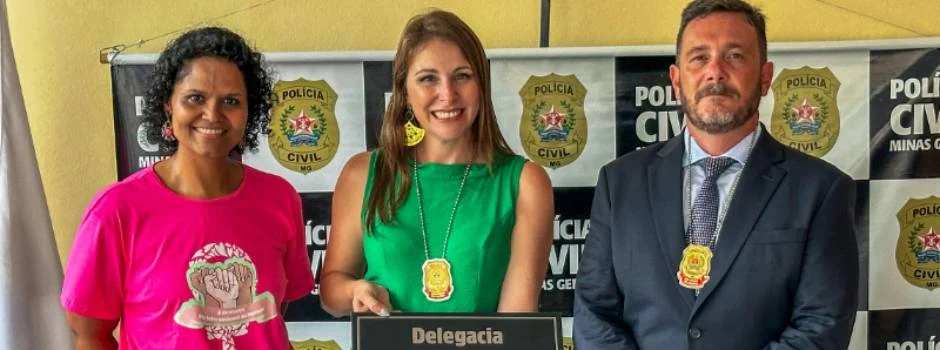 Polícia Civil inaugura sede da Delegacia da Mulher em Guaxupé 1 A Polícia Civil de Minas Gerais (PCMG) inaugurou, na tarde dessa quinta-feira (7/3), a sede da Delegacia Especializada de Atendimento