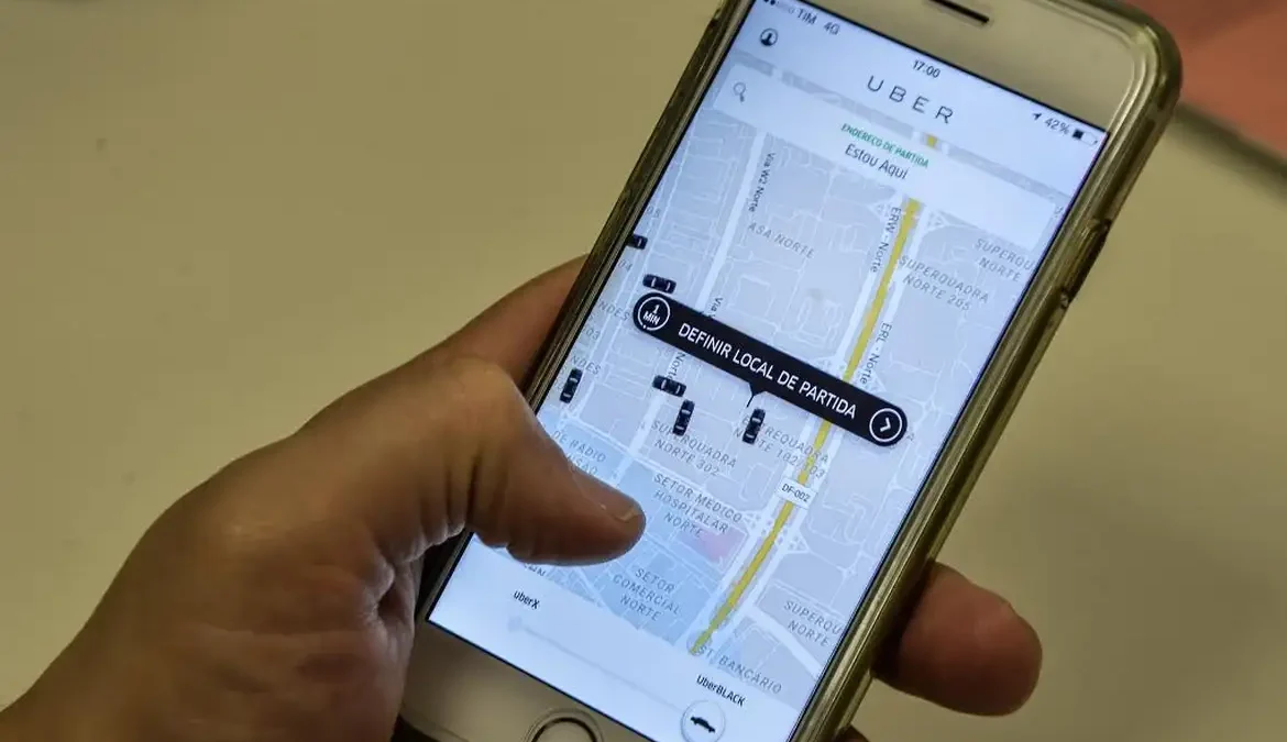 Uber pede ao STF suspensão de processos sobre vínculo trabalhista 1 A plataforma Uber pediu nesta segunda-feira (4) ao Supremo Tribunal Federal (STF) a suspensão nacional de todos os processos