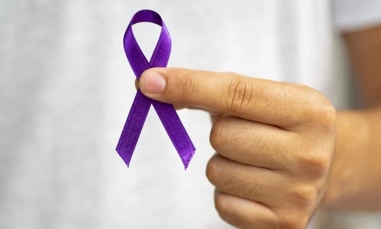 Campanha Abril Lilás chama atenção para o câncer de testículo 1 A Sociedade Brasileira de Urologia (SBU) promove, ao longo deste mês, a campanha Abril Lilás