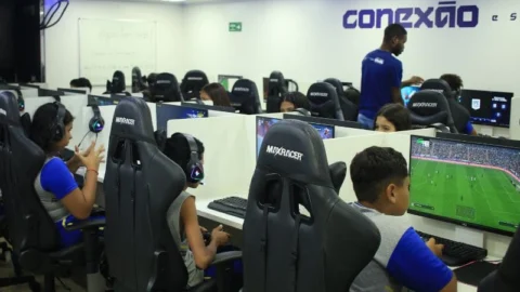 Conexão eSports chega a Fabriciano oferecendo experiências imersivas em jogos eletrônicos