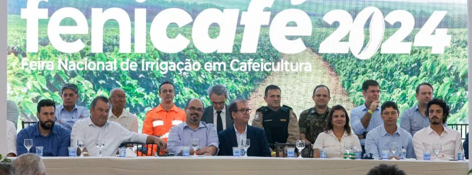 O vice-governador de Minas Gerais, Professor Mateus, participou, na noite desta segunda-feira (15/4), da abertura da Feira Nacional