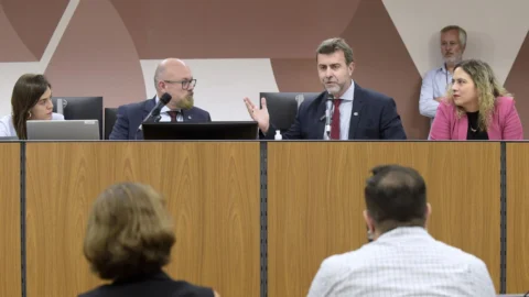 Potencial turístico de Minas é destacado em reunião com Embratur 2 Potencial turístico de Minas é destacado em reunião com Embratur