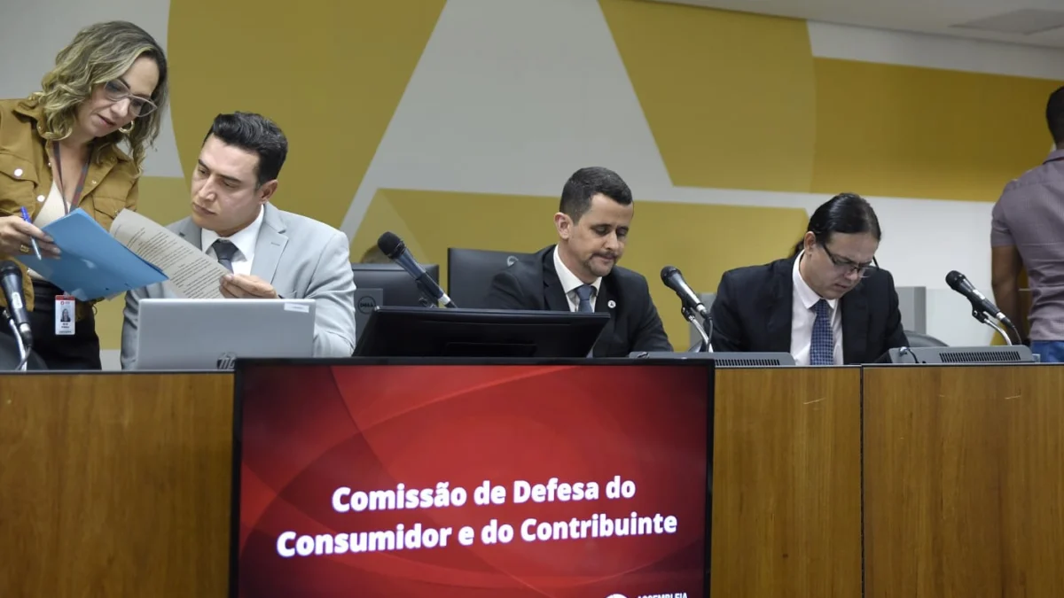 Comissões divergem sobre projeto que trata de serviços continuados 1 Comissão de Defesa do Consumidor e do Contribuinte decidiu retomar o texto original do PL 1.433/23